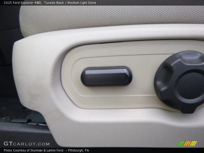 Tuxedo Black / Medium Light Stone 2015 Ford Explorer 4WD