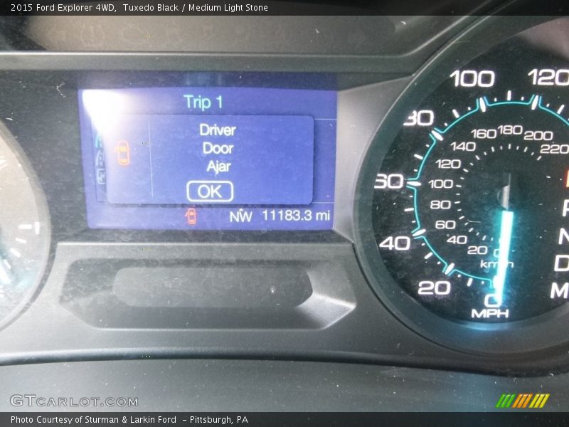 Tuxedo Black / Medium Light Stone 2015 Ford Explorer 4WD