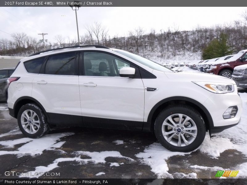 White Platinum / Charcoal Black 2017 Ford Escape SE 4WD
