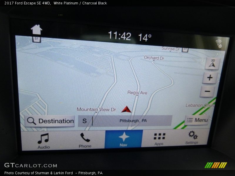 White Platinum / Charcoal Black 2017 Ford Escape SE 4WD