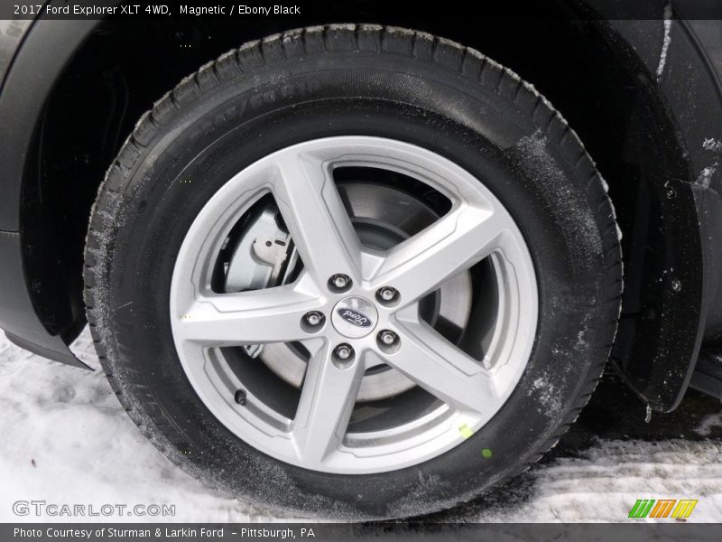 Magnetic / Ebony Black 2017 Ford Explorer XLT 4WD