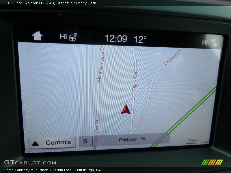 Magnetic / Ebony Black 2017 Ford Explorer XLT 4WD
