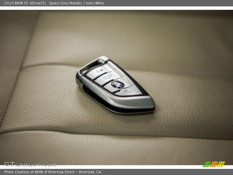 Space Grey Metallic / Ivory White 2014 BMW X5 sDrive35i