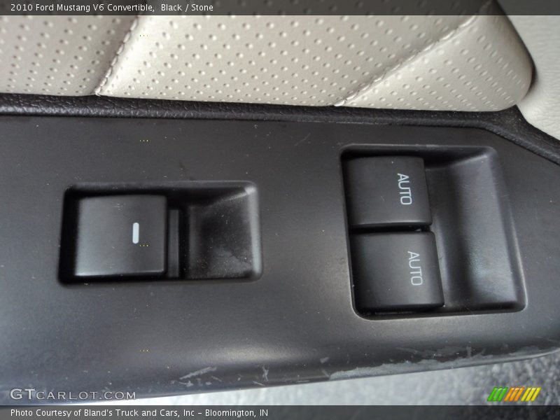 Black / Stone 2010 Ford Mustang V6 Convertible