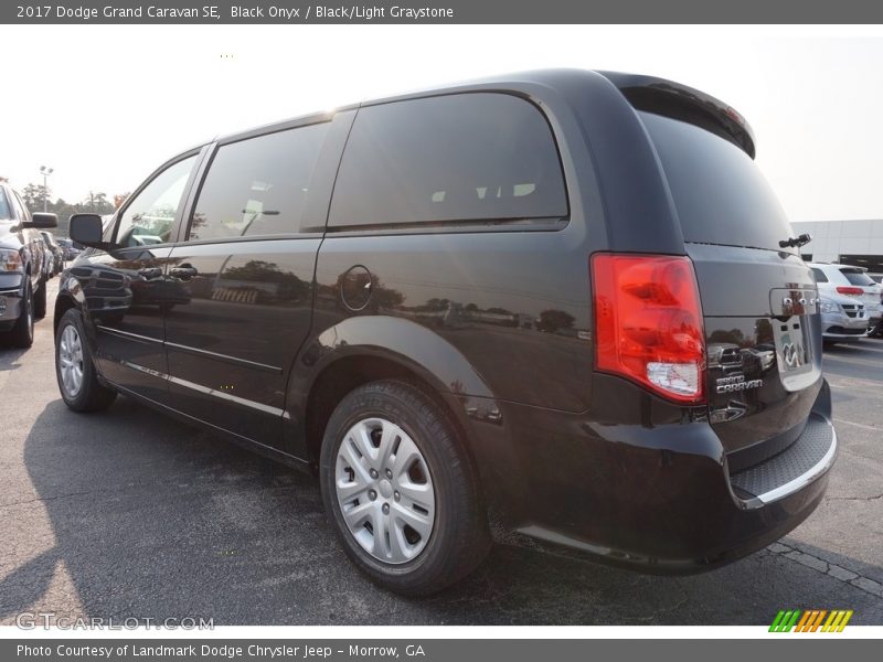 Black Onyx / Black/Light Graystone 2017 Dodge Grand Caravan SE