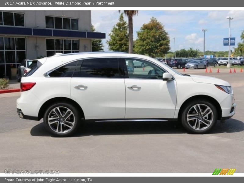 White Diamond Pearl / Parchment 2017 Acura MDX Advance