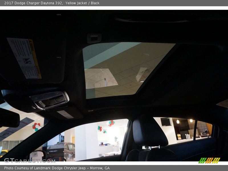Yellow Jacket / Black 2017 Dodge Charger Daytona 392