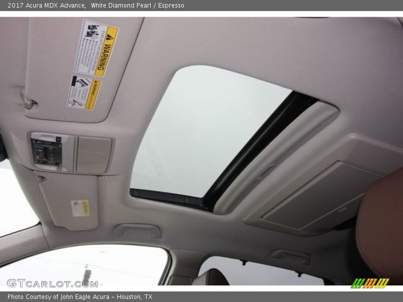 White Diamond Pearl / Espresso 2017 Acura MDX Advance