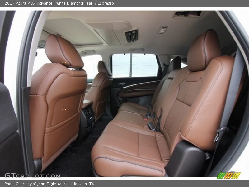White Diamond Pearl / Espresso 2017 Acura MDX Advance