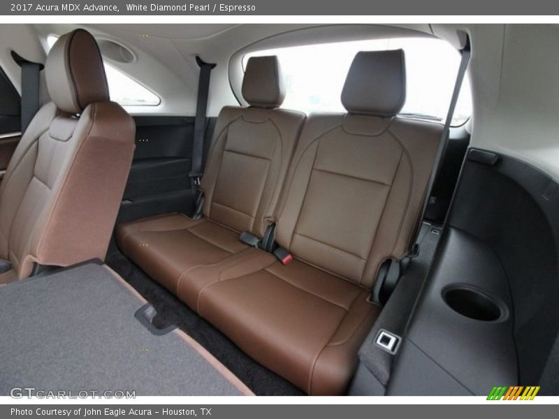 White Diamond Pearl / Espresso 2017 Acura MDX Advance
