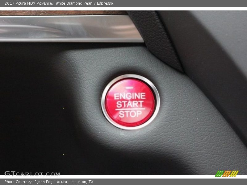 White Diamond Pearl / Espresso 2017 Acura MDX Advance