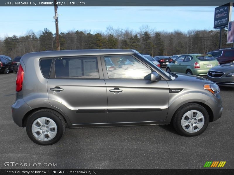 Titanium Gray / Black Cloth 2013 Kia Soul 1.6