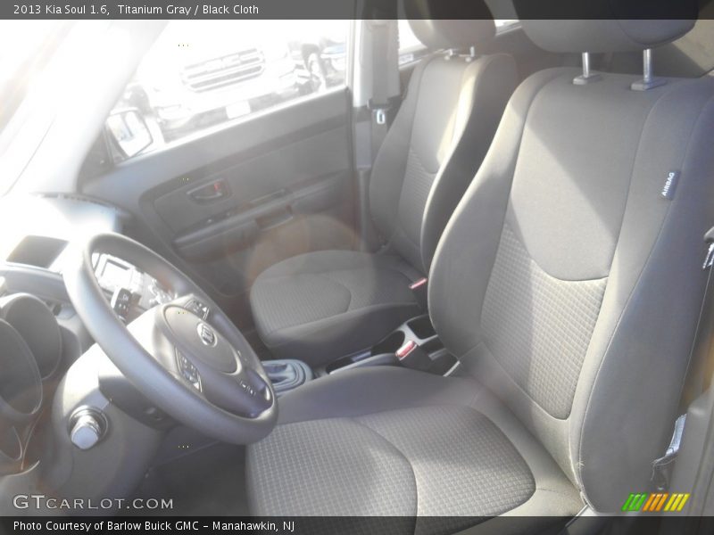 Titanium Gray / Black Cloth 2013 Kia Soul 1.6