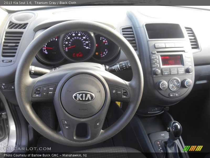 Titanium Gray / Black Cloth 2013 Kia Soul 1.6