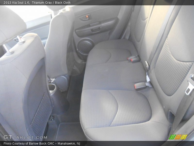Titanium Gray / Black Cloth 2013 Kia Soul 1.6
