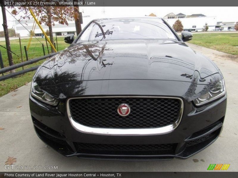 Ultimate Black / Latte 2017 Jaguar XE 25t Premium