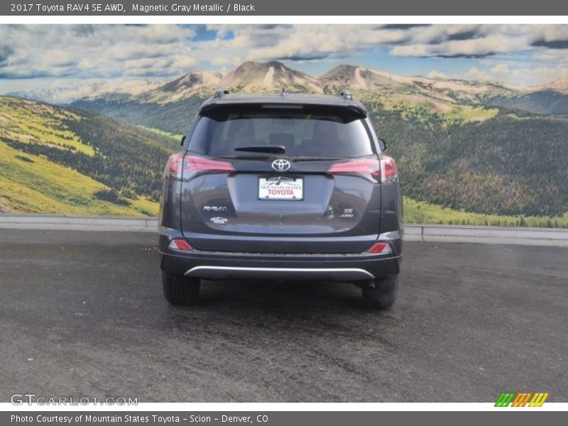 Magnetic Gray Metallic / Black 2017 Toyota RAV4 SE AWD