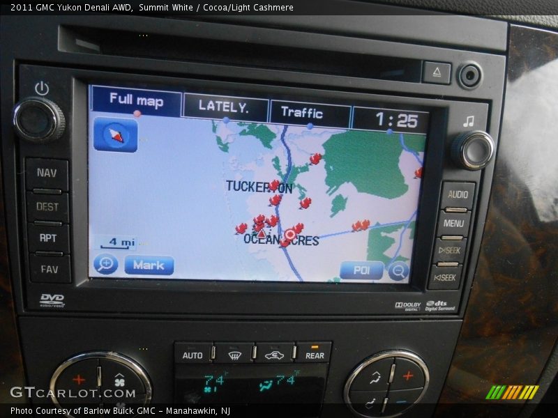 Summit White / Cocoa/Light Cashmere 2011 GMC Yukon Denali AWD