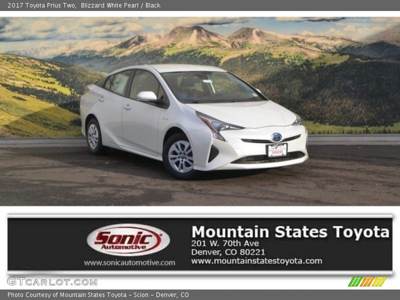 Blizzard White Pearl / Black 2017 Toyota Prius Two