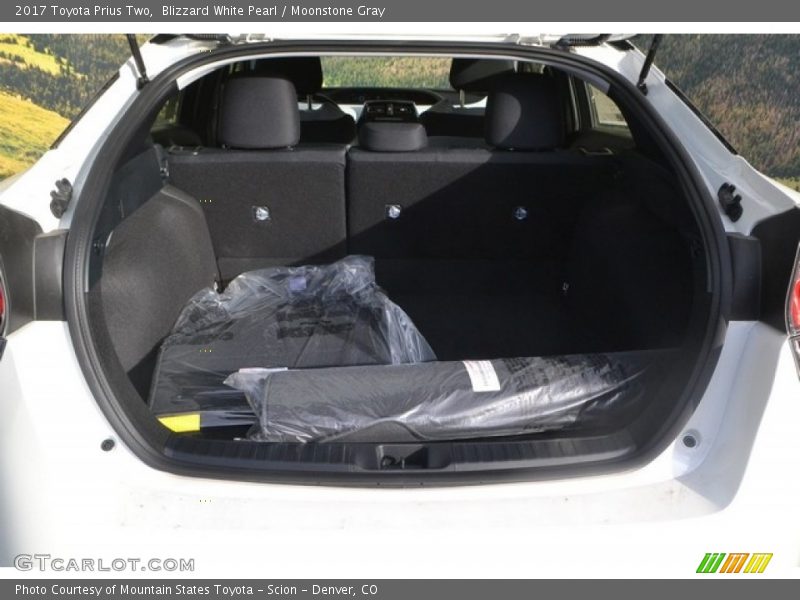 Blizzard White Pearl / Moonstone Gray 2017 Toyota Prius Two
