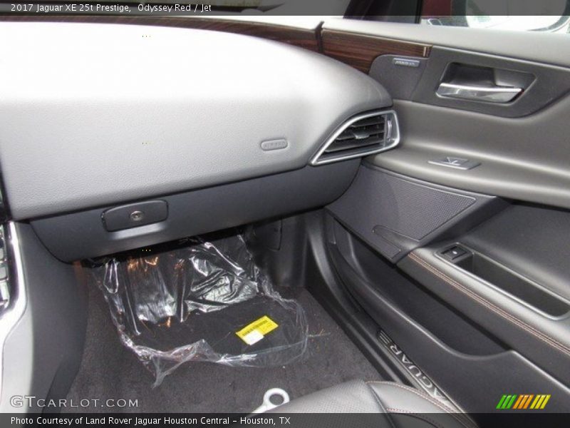 Odyssey Red / Jet 2017 Jaguar XE 25t Prestige
