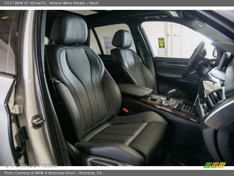 Mineral White Metallic / Black 2017 BMW X5 sDrive35i