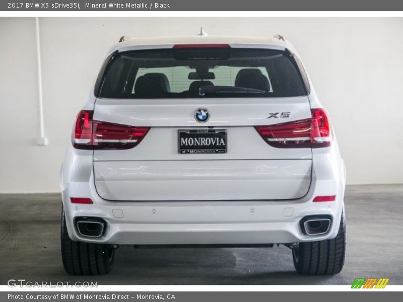 Mineral White Metallic / Black 2017 BMW X5 sDrive35i