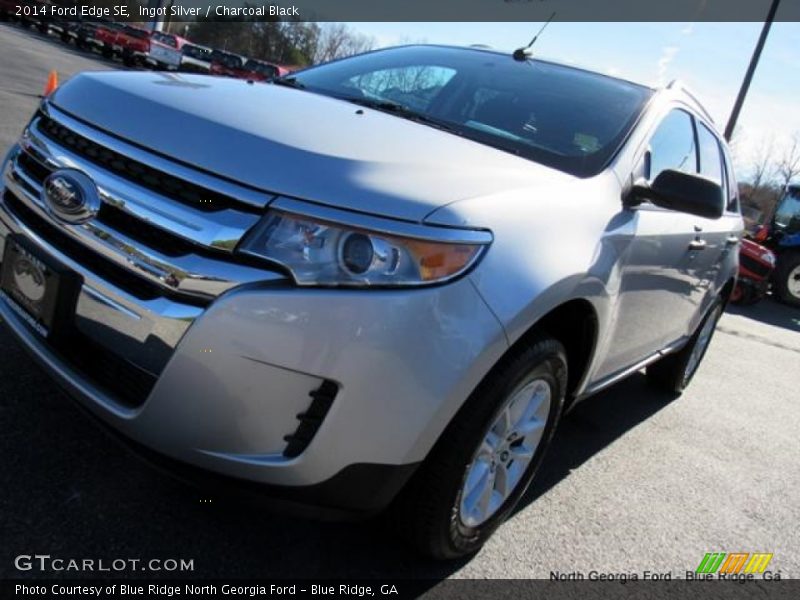 Ingot Silver / Charcoal Black 2014 Ford Edge SE
