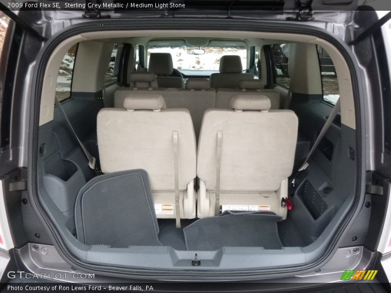Sterling Grey Metallic / Medium Light Stone 2009 Ford Flex SE