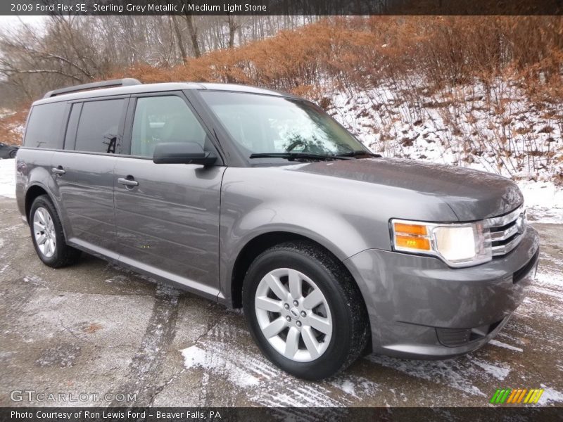 Sterling Grey Metallic / Medium Light Stone 2009 Ford Flex SE