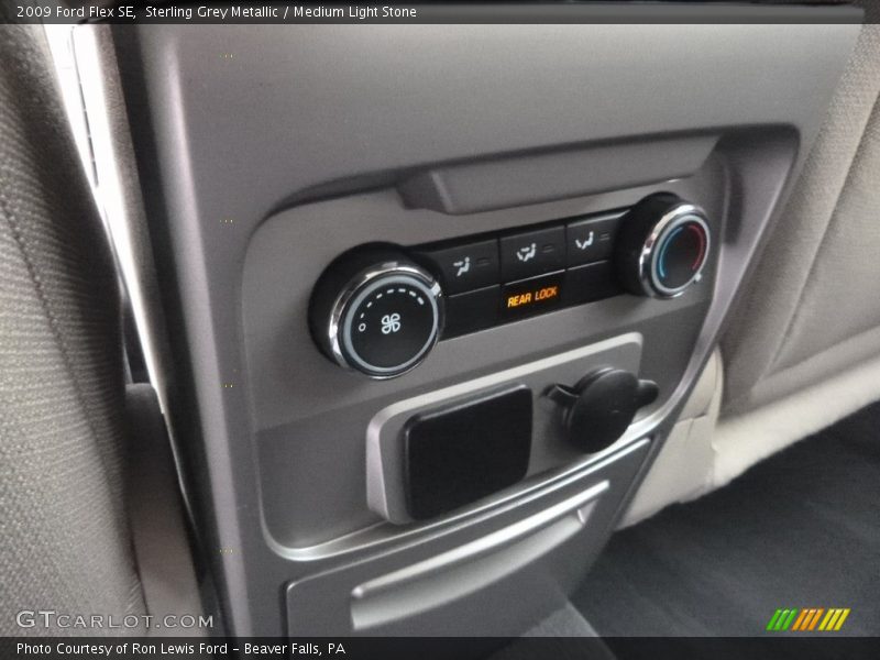 Sterling Grey Metallic / Medium Light Stone 2009 Ford Flex SE