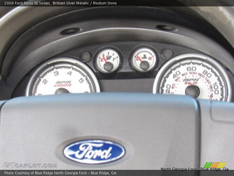 Brilliant Silver Metallic / Medium Stone 2009 Ford Focus SE Sedan