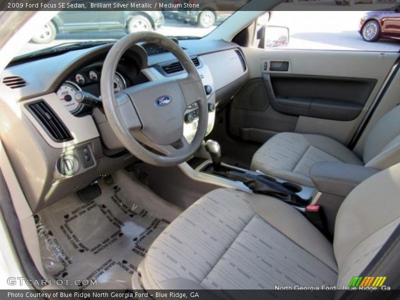 Brilliant Silver Metallic / Medium Stone 2009 Ford Focus SE Sedan
