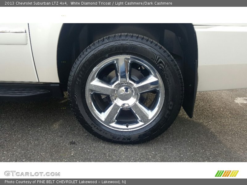White Diamond Tricoat / Light Cashmere/Dark Cashmere 2013 Chevrolet Suburban LTZ 4x4