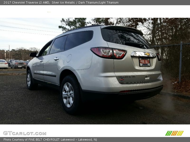 Silver Ice Metallic / Dark Titanium/Light Titanium 2017 Chevrolet Traverse LS AWD