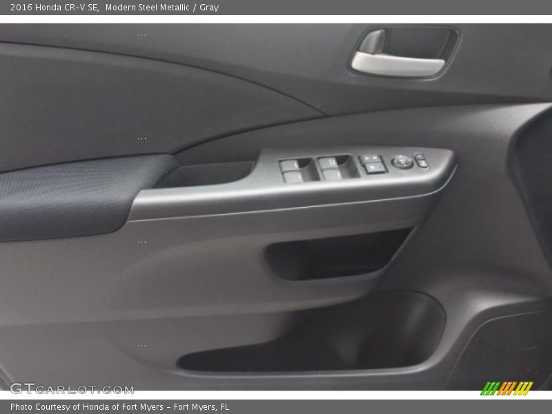 Modern Steel Metallic / Gray 2016 Honda CR-V SE