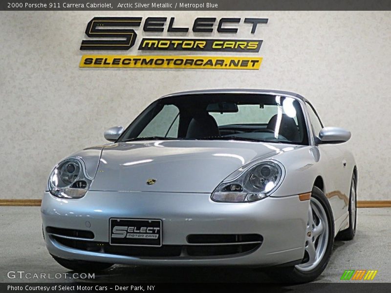 Arctic Silver Metallic / Metropol Blue 2000 Porsche 911 Carrera Cabriolet