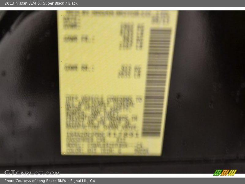 Super Black / Black 2013 Nissan LEAF S