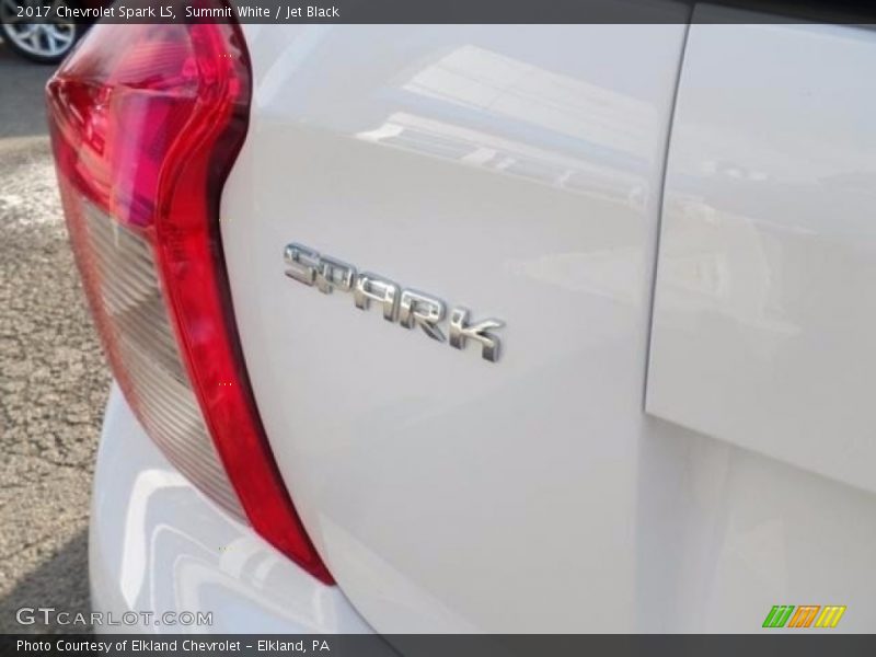 Summit White / Jet Black 2017 Chevrolet Spark LS