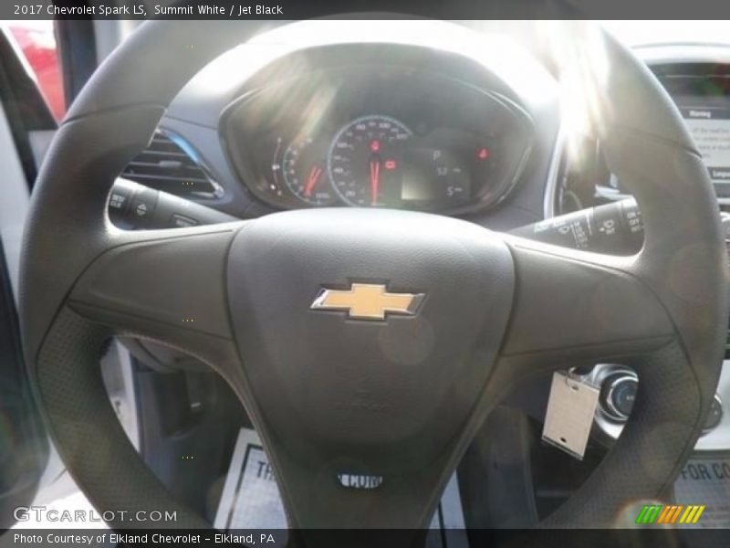 Summit White / Jet Black 2017 Chevrolet Spark LS