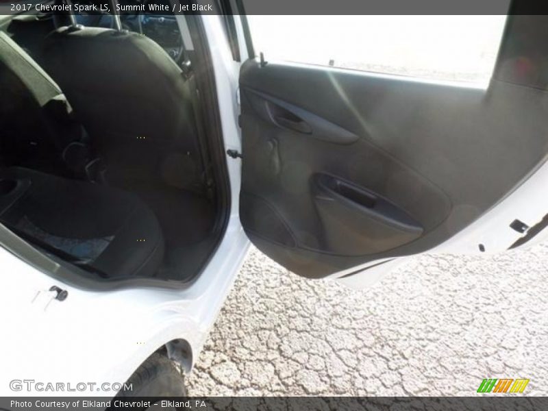 Summit White / Jet Black 2017 Chevrolet Spark LS
