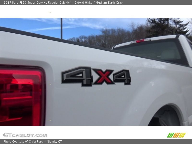 Oxford White / Medium Earth Gray 2017 Ford F350 Super Duty XL Regular Cab 4x4