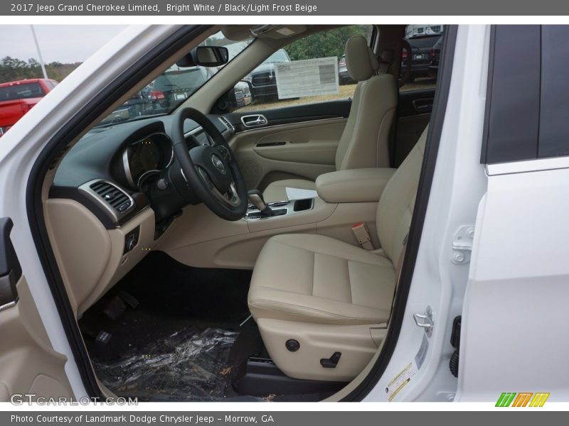 Bright White / Black/Light Frost Beige 2017 Jeep Grand Cherokee Limited