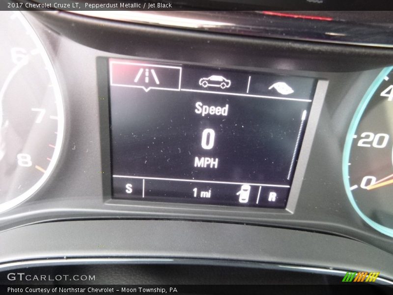 Pepperdust Metallic / Jet Black 2017 Chevrolet Cruze LT