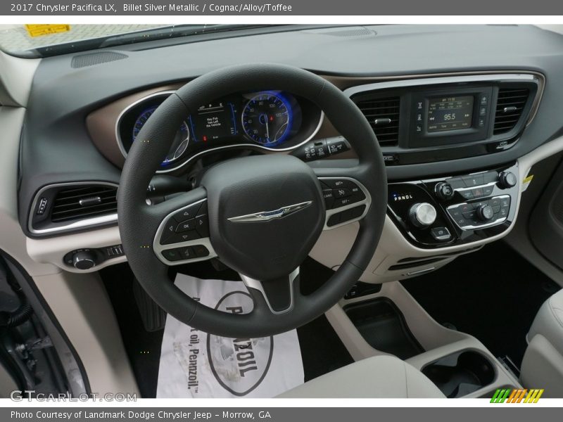 Billet Silver Metallic / Cognac/Alloy/Toffee 2017 Chrysler Pacifica LX