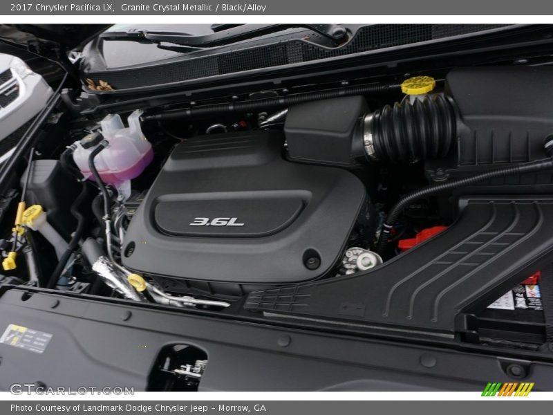 Granite Crystal Metallic / Black/Alloy 2017 Chrysler Pacifica LX