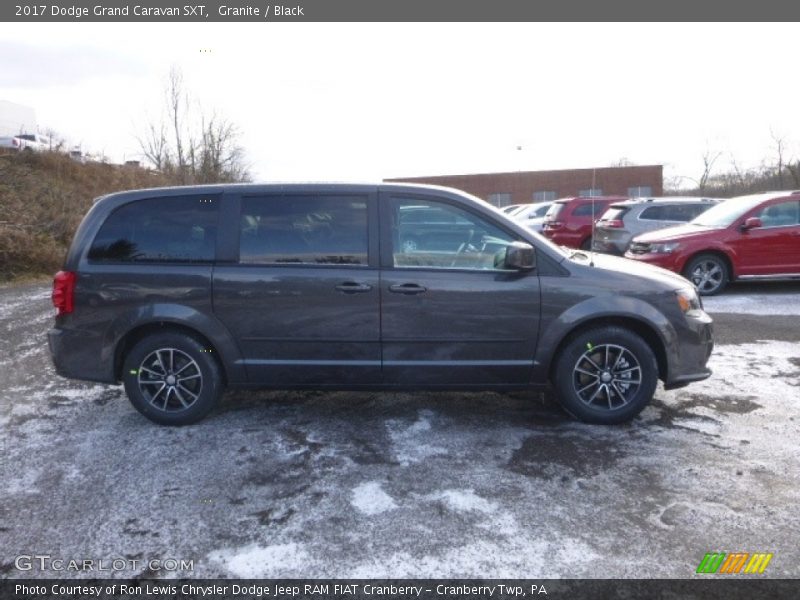 Granite / Black 2017 Dodge Grand Caravan SXT