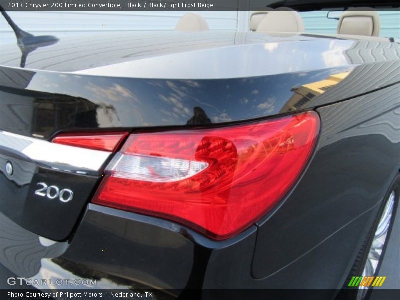 Black / Black/Light Frost Beige 2013 Chrysler 200 Limited Convertible