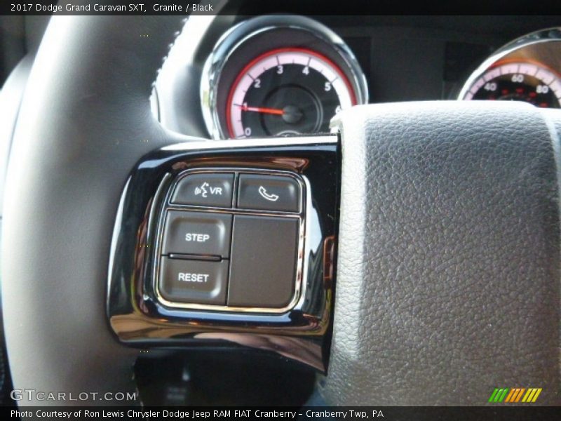 Granite / Black 2017 Dodge Grand Caravan SXT