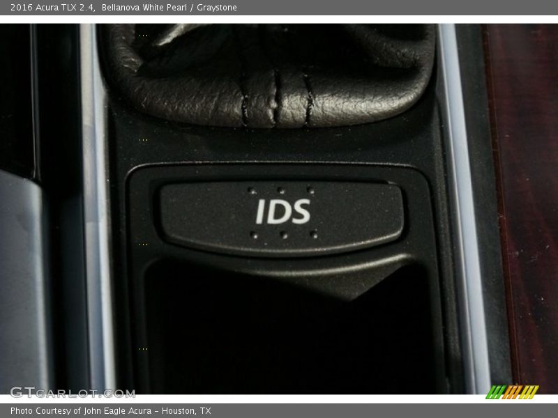 Bellanova White Pearl / Graystone 2016 Acura TLX 2.4